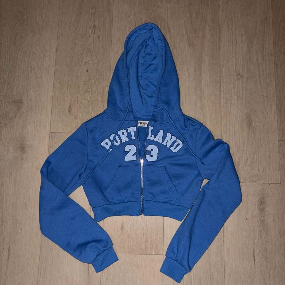 Refuge Y2K Portland 23 Crop Zip-Up Hoodie